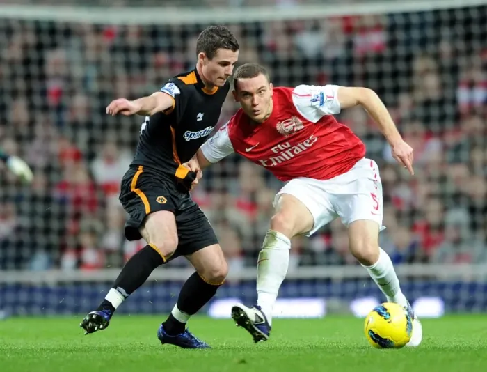 Framed Print : Thomas Vermaelen vs. Anthony Forde: Arsenal vs. Wolverhampton Wanderers, Premier League, 2011-2012 Framed Print : Thomas Vermaelen vs. Anthony Forde: Arsenal vs. Wolverhampton Wanderers, Premier League, 2011-2012
