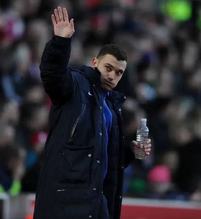 Framed Print : Thomas Vermaelen Waves to Arsenal Fans: Stoke City vs Arsenal, Premier League 2013-14 Framed Print : Thomas Vermaelen Waves to Arsenal Fans: Stoke City vs Arsenal, Premier League 2013-14