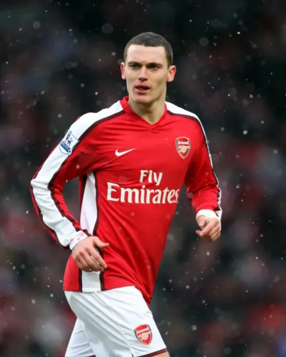 Framed Print : Thomas Vermaelen's Battle: Arsenal 2-2 Everton, Barclays Premier League, Emirates Stadium, 9 / 1 / 10