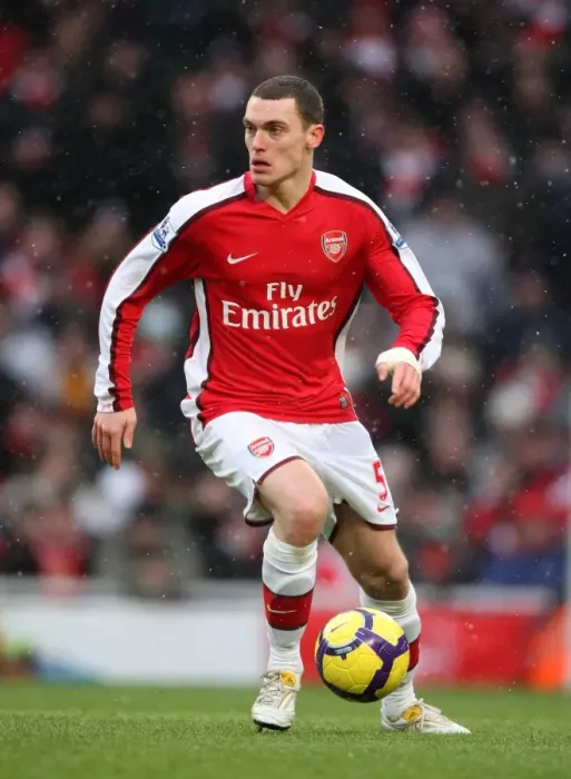 Framed Print : Thomas Vermaelen's Battle: Arsenal vs. Everton, 2-2 Draw, September 1, 2010 Framed Print : Thomas Vermaelen's Battle: Arsenal vs. Everton, 2-2 Draw, September 1, 2010