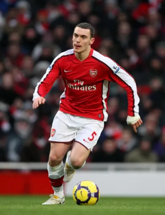 Framed Print : Thomas Vermaelen's Battle: Arsenal vs. Everton - 2-2 Draw, September 1, 2010