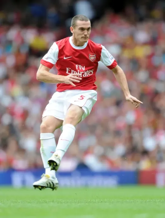 Framed Print : Thomas Vermaelen's Leadership: Arsenal's Comeback Win over Celtic (3-2) at the Emirates Cup Framed Print : Thomas Vermaelen's Leadership: Arsenal's Comeback Win over Celtic (3-2) at the Emirates Cup