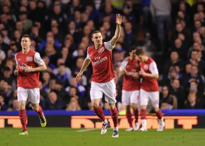 Framed Print : Thomas Vermaelen's Stunner: Everton vs. Arsenal, Premier League 2011-12 - A Goal to Remember Framed Print : Thomas Vermaelen's Stunner: Everton vs. Arsenal, Premier League 2011-12 - A Goal to Remember