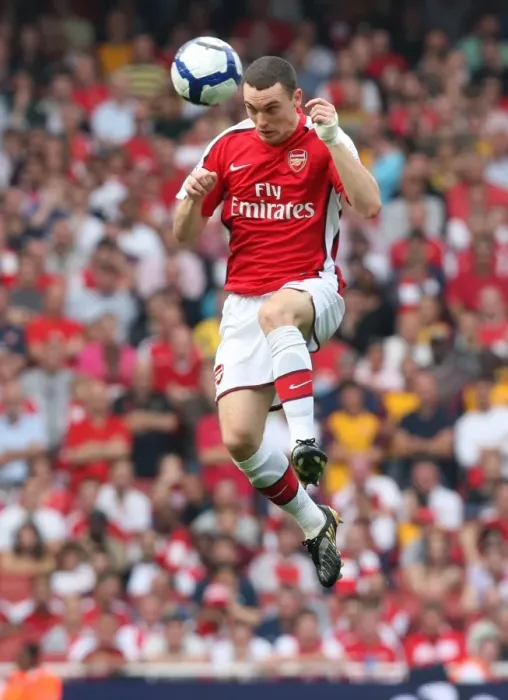 Framed Print : Thomas Vermaelen's Unstoppable Performance: Arsenal's 4-0 Triumph over Wigan Athletic in the Premier League