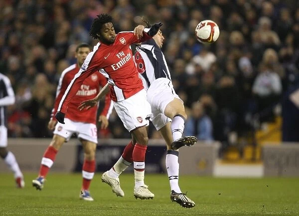 Three-Goal Showdown: Alex Song (Arsenal) vs. Jonathan Greening (West Brom), Arsenal's Dominant Performance (3-1)