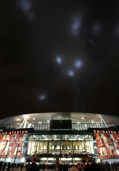 Thrilling Arsenal Victory: 2-1 over Barcelona in the UEFA Champions League at Glowing Emirates (February 16, 2011)