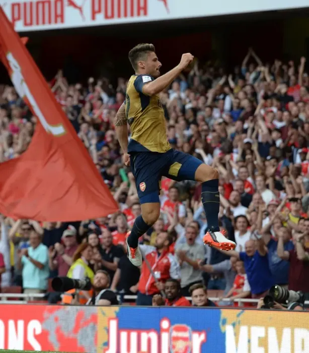 Framed Print : Thrilling Goal: Olivier Giroud Scores for Arsenal against Olympique Lyonnais, Emirates Cup 2015 / 16 Framed Print : Thrilling Goal: Olivier Giroud Scores for Arsenal against Olympique Lyonnais, Emirates Cup 2015 / 16