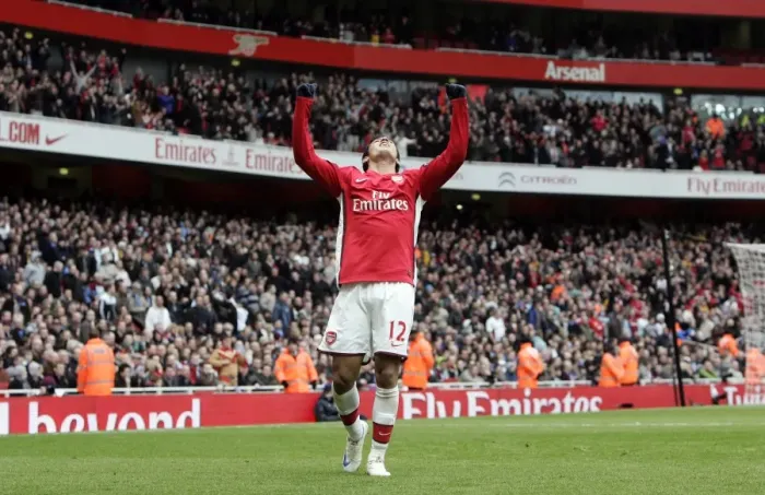 Framed Print : Thrilling Vela Strike: Arsenal's Opening Goal in FA Cup Victory over Burnley (3-0)