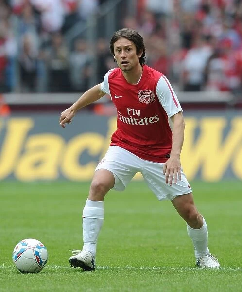 Tomas Rosicky in Action: Arsenal vs. Cologne Pre-Season Friendly, 2011