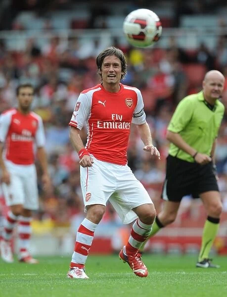 Tomas Rosicky in Action: Arsenal vs Benfica, Emirates Cup 2014