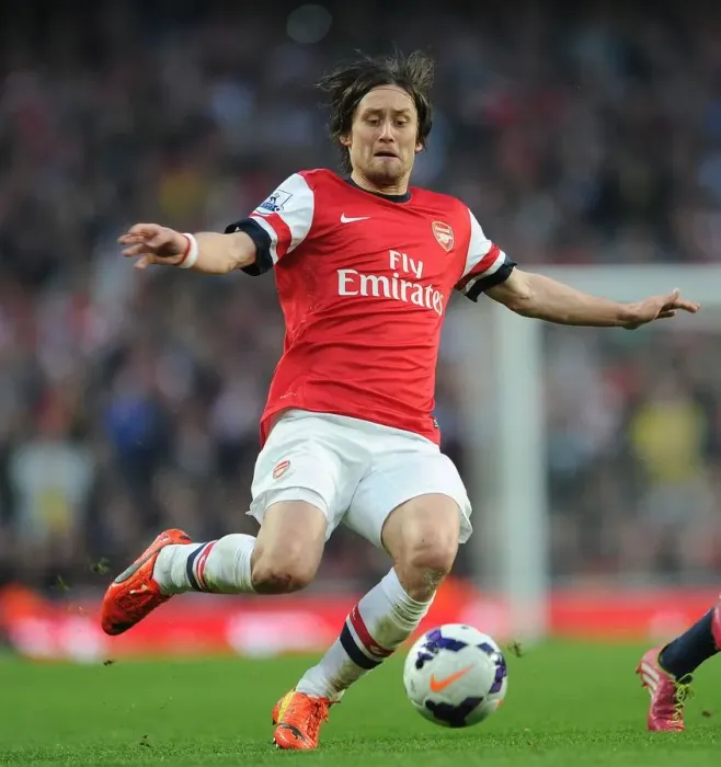 Framed Print : Tomas Rosicky in Action: Arsenal vs Manchester City, Premier League 2013 / 14