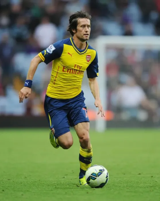 Framed Print : Tomas Rosicky in Action: Aston Villa vs. Arsenal, Premier League 2014-15 Framed Print : Tomas Rosicky in Action: Aston Villa vs. Arsenal, Premier League 2014-15