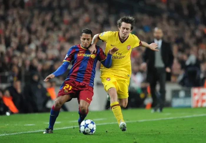 Framed Print : Tomas Rosicky (Arsenal) Adriano (Barcelona). Barcelona 3: 1 Arsenal. UEFA Champions League Framed Print : Tomas Rosicky (Arsenal) Adriano (Barcelona). Barcelona 3: 1 Arsenal. UEFA Champions League