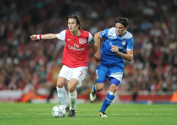 Framed Print : Tomas Rosicky (Arsenal) Ljubomir Fejsa (Olympiacos). Arsenal 2: 1 Olympiacos