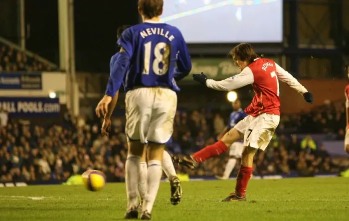 Framed Print : Tomas Rosicky scores Arsenals 4th goal Framed Print : Tomas Rosicky scores Arsenals 4th goal