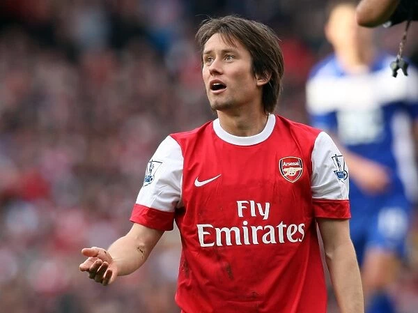 Tomas Rosicky's Brilliant Goal: Arsenal's 2-1 Victory Over Birmingham City in the Barclays Premier League