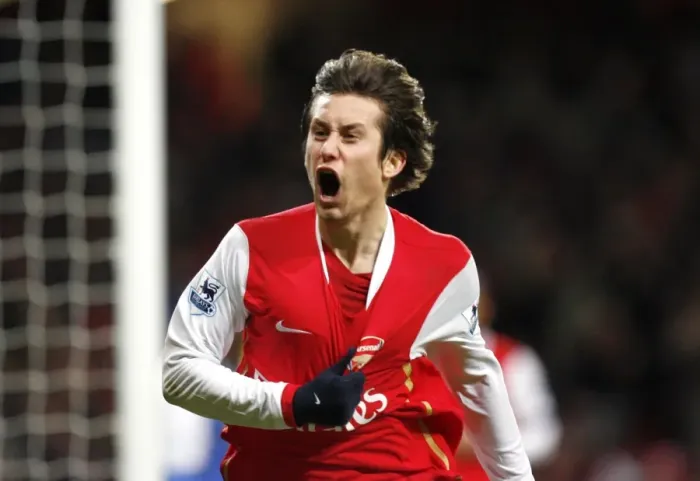 Framed Print : Tomas Rosicky's Stunner: Arsenal's Winning Goal Against Wigan Athletic (2007) Framed Print : Tomas Rosicky's Stunner: Arsenal's Winning Goal Against Wigan Athletic (2007)