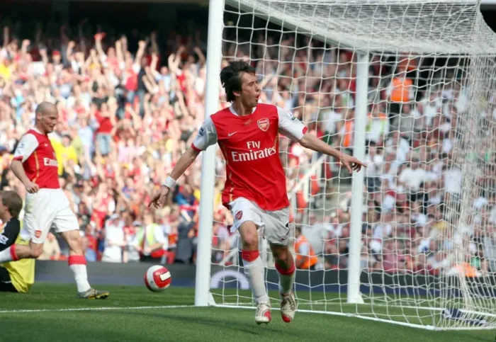 Framed Print : Tomas Rosicky's Thrilling Goal: Arsenal Takes the Lead 2-1 vs Bolton Wanderers, FA Premiership (April 14, 2007) Framed Print : Tomas Rosicky's Thrilling Goal: Arsenal Takes the Lead 2-1 vs Bolton Wanderers, FA Premiership (April 14, 2007)