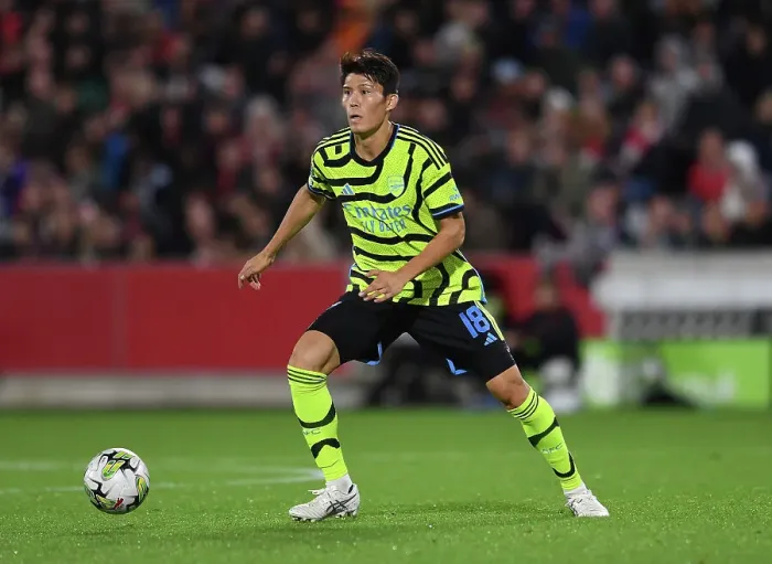 Framed Print : Tomiyasu's Star Performance: Arsenal Overpower Brentford in Carabao Cup