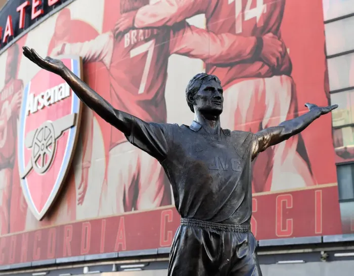 Framed Print : Tony Adams Statue at Emirates Stadium: Arsenal FC vs Molde FK, UEFA Europa League 2020-21 Framed Print : Tony Adams Statue at Emirates Stadium: Arsenal FC vs Molde FK, UEFA Europa League 2020-21