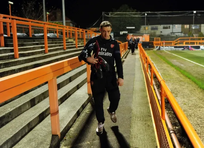 Framed Print : Tony Roberts (Arsenal Goalkeeping Coach). Arsenal U19 4: 2 Athletic Bilbao U19. NextGen Series Framed Print : Tony Roberts (Arsenal Goalkeeping Coach). Arsenal U19 4: 2 Athletic Bilbao U19. NextGen Series
