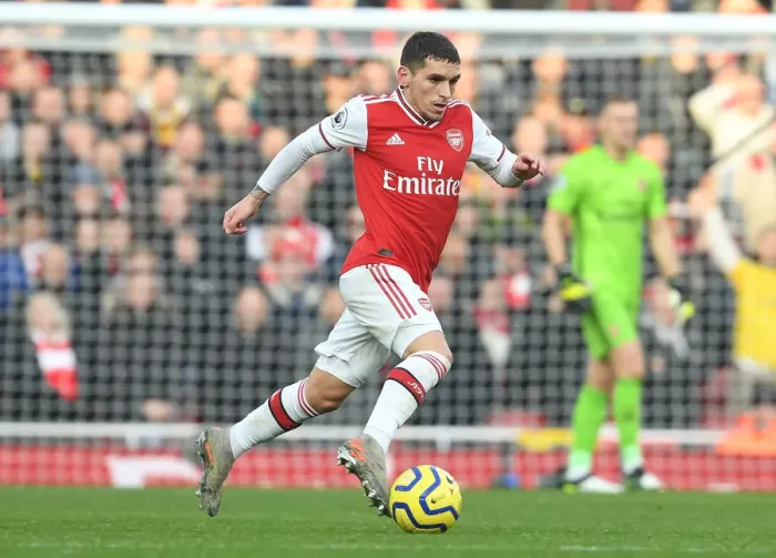Framed Print : Torreira in Action: Arsenal vs. Chelsea (2019-20) - Premier League Showdown Framed Print : Torreira in Action: Arsenal vs. Chelsea (2019-20) - Premier League Showdown