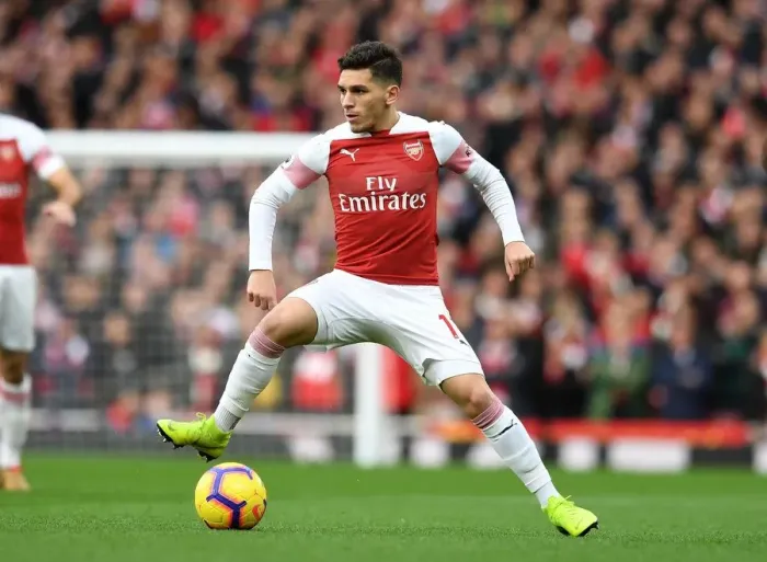 Framed Print : Torreira in Action: Arsenal vs. Tottenham, Premier League 2018-19