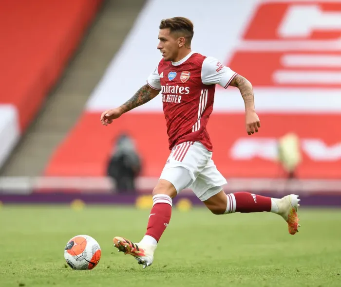 Framed Print : Torreira in Action: Arsenal vs. Watford, Premier League 2019-2020 Framed Print : Torreira in Action: Arsenal vs. Watford, Premier League 2019-2020