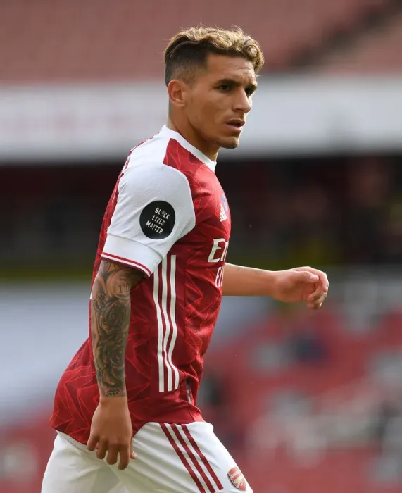 Framed Print : Torreira in Action: Arsenal vs. Watford, Premier League 2019-2020