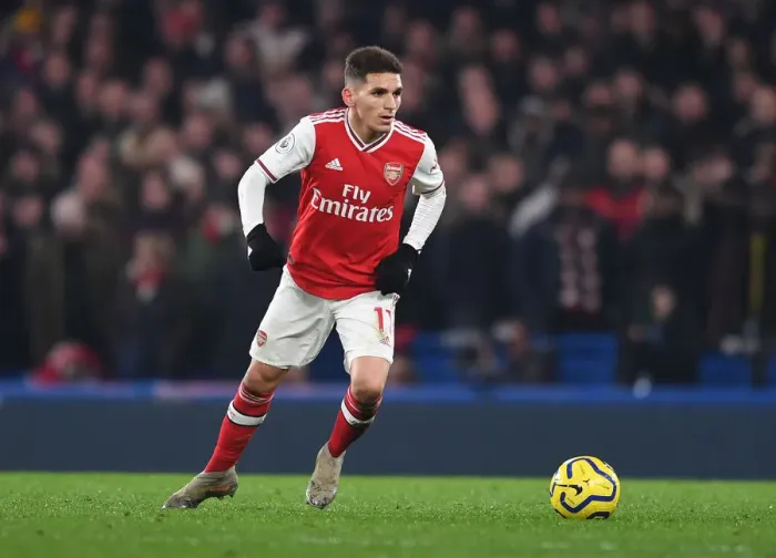 Framed Print : Torreira in Action: Chelsea vs. Arsenal, Premier League 2019-20 Framed Print : Torreira in Action: Chelsea vs. Arsenal, Premier League 2019-20