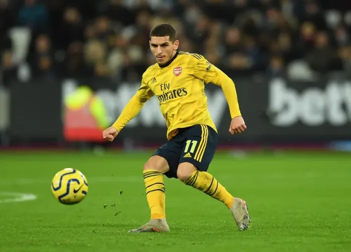 Framed Print : Torreira in Action: West Ham vs. Arsenal - Premier League Clash (2019-20)