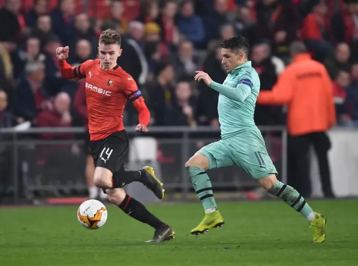 Framed Print : Torreira vs Bourigeaud: A Europa League Battle - Arsenal vs Stade Rennais (2018-19) Framed Print : Torreira vs Bourigeaud: A Europa League Battle - Arsenal vs Stade Rennais (2018-19)