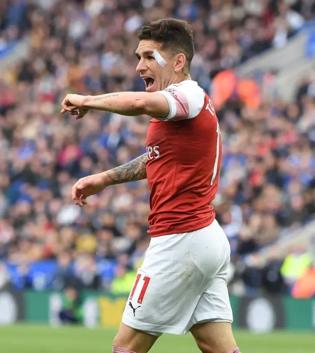 Framed Print : Torreira's Contentious Dispute: Leicester City vs. Arsenal, Premier League 2018-19