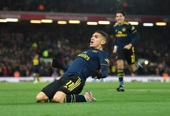 Framed Print : Torreira's Stunner: Arsenal's Surprising Carabao Cup Victory over Liverpool