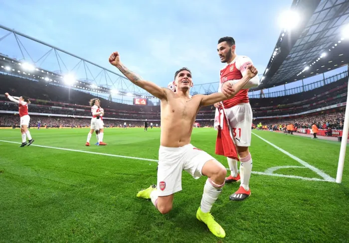 Framed Print : Torreira's Thriller: Arsenal's Game-Changing Goal vs. Tottenham (2018-19)