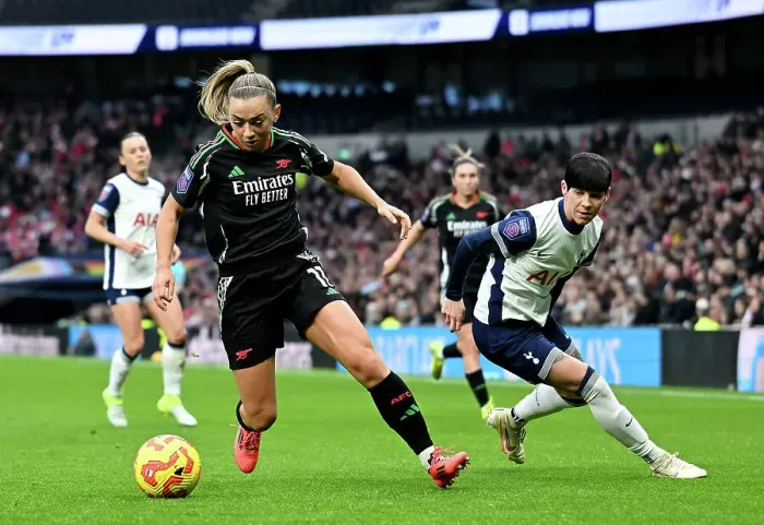 Framed Print : Tottenham Hotspur v Arsenal - Barclays Women's Super League