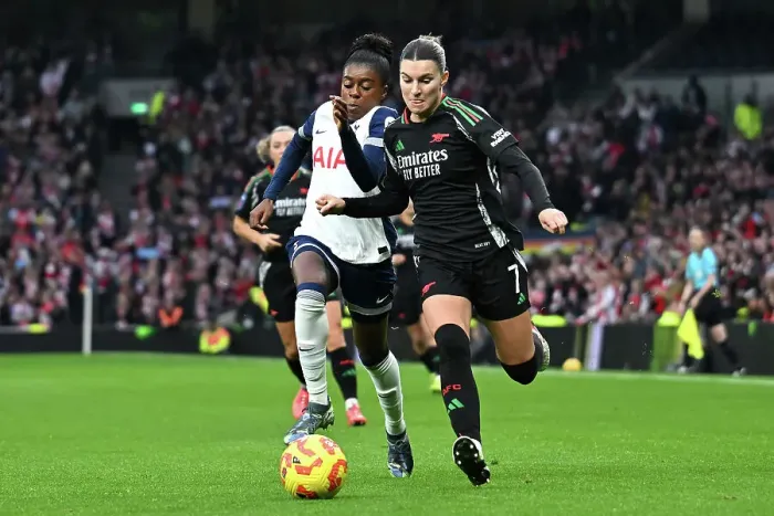 Framed Print : Tottenham Hotspur v Arsenal - Barclays Women's Super League