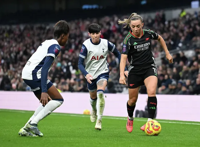 Framed Print : Tottenham Hotspur v Arsenal - Barclays Women's Super League