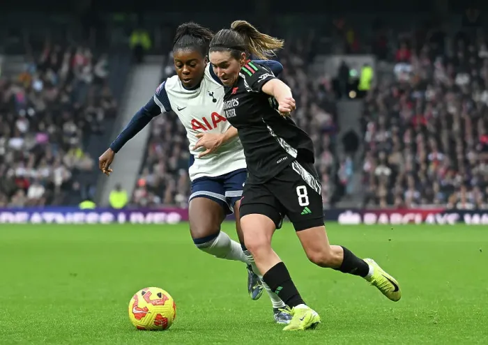 Framed Print : Tottenham Hotspur v Arsenal - Barclays Women's Super League