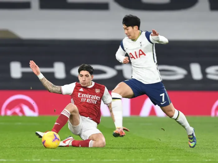 Framed Print : Tottenham vs Arsenal: Bellerin vs Son in Premier League Clash at Tottenham Hotspur Stadium