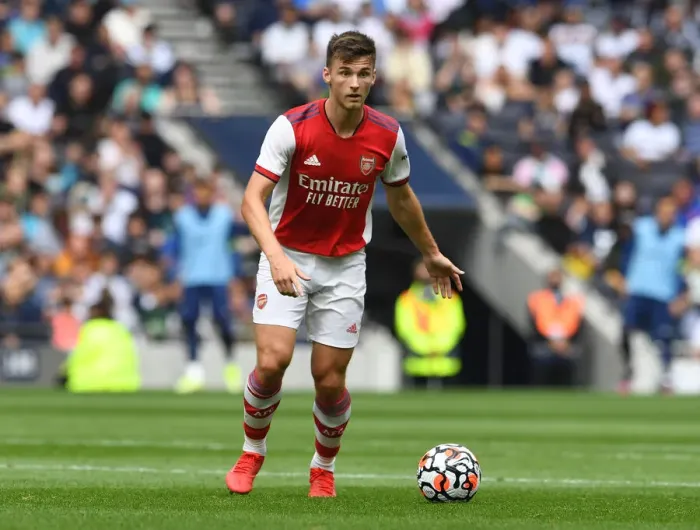 Framed Print : Tottenham vs Arsenal: The MIND Series Battle - Kieran Tierney Focuses at the Tottenham Stadium Framed Print : Tottenham vs Arsenal: The MIND Series Battle - Kieran Tierney Focuses at the Tottenham Stadium