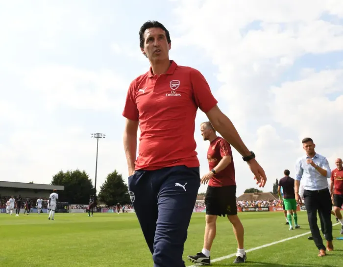 Framed Print : Unai Emery at Arsenal's 2018-19 Pre-Season Training (Borehamwood) Framed Print : Unai Emery at Arsenal's 2018-19 Pre-Season Training (Borehamwood)