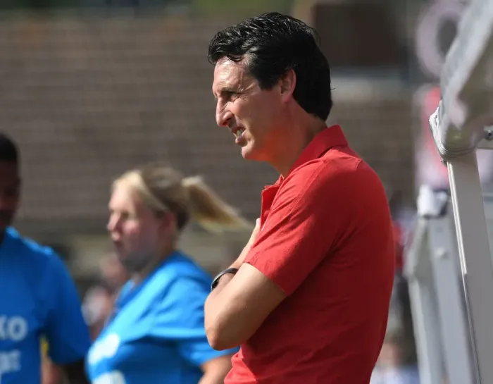 Framed Print : Unai Emery at Arsenal's 2018-19 Pre-Season Training at Borehamwood
