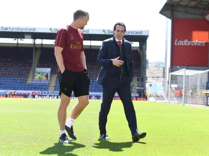 Framed Print : Unai Emery and Darren Burgess of Arsenal Before Burnley Clash, 2018-19 Premier League