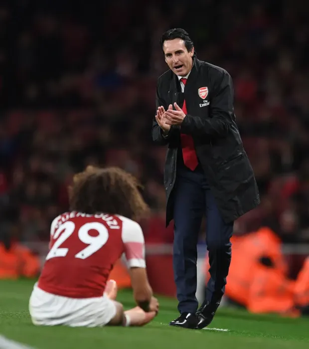 Framed Print : Unai Emery Encourages Matteo Guendouzi at Arsenal vs Leicester City, Premier League 2018-19