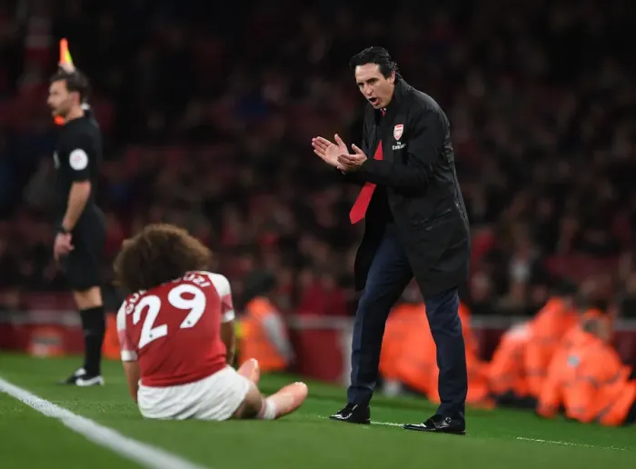Framed Print : Unai Emery Encourages Matteo Guendouzi: Arsenal vs Leicester City, Premier League 2018-19 Framed Print : Unai Emery Encourages Matteo Guendouzi: Arsenal vs Leicester City, Premier League 2018-19