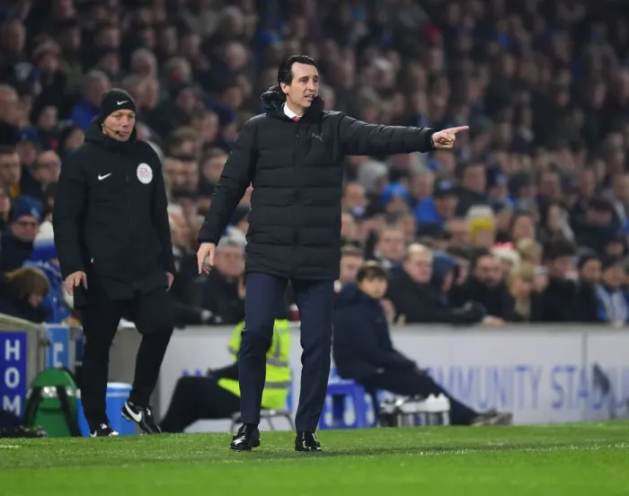 Framed Print : Unai Emery Focuses on Arsenal Tactics Against Brighton in Premier League Clash