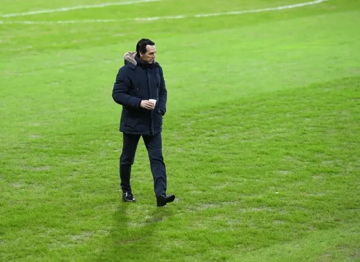 Framed Print : Unai Emery Leads Arsenal at BATE Borisov: UEFA Europa League Round of 32, First Leg