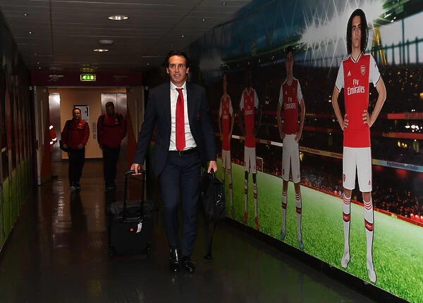 Unai Emery Leads Arsenal Against Nottingham Forest in Carabao Cup Third Round
