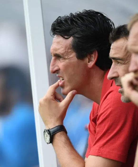 Framed Print : Unai Emery Leads Arsenal in Pre-Season Match against Borehamwood (2018-19) Framed Print : Unai Emery Leads Arsenal in Pre-Season Match against Borehamwood (2018-19)